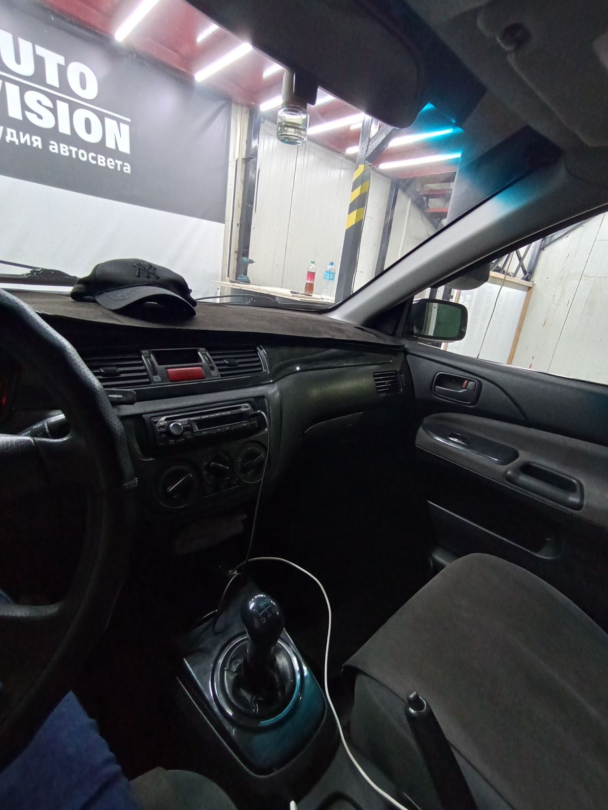 Mitsubishi lancer