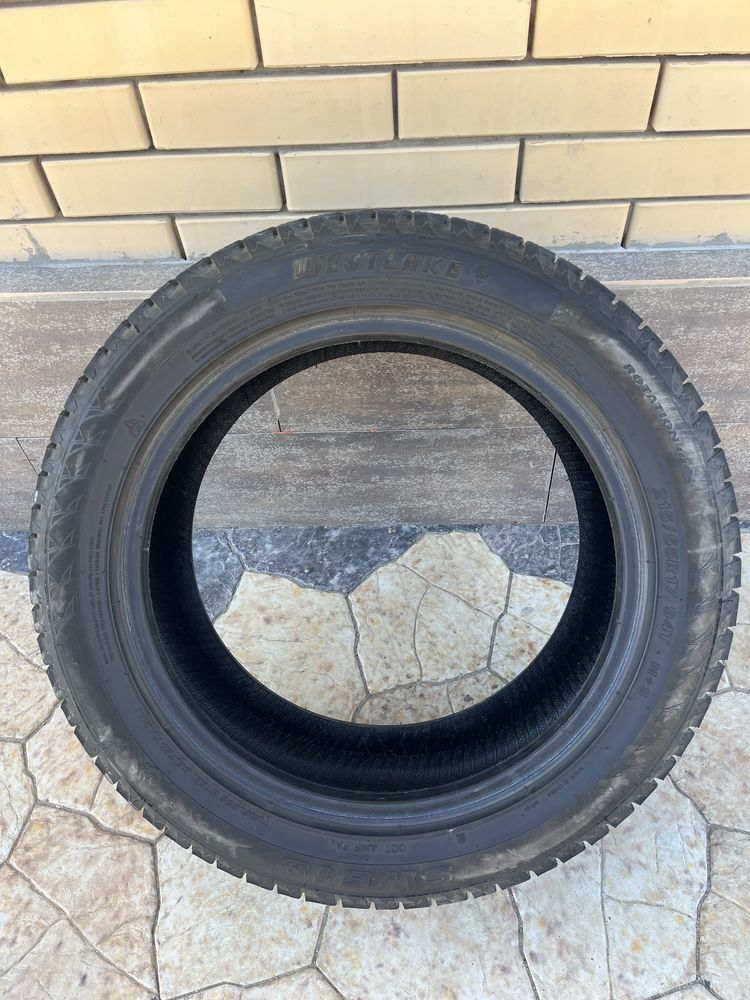 Продается зимные шины 215/55/17