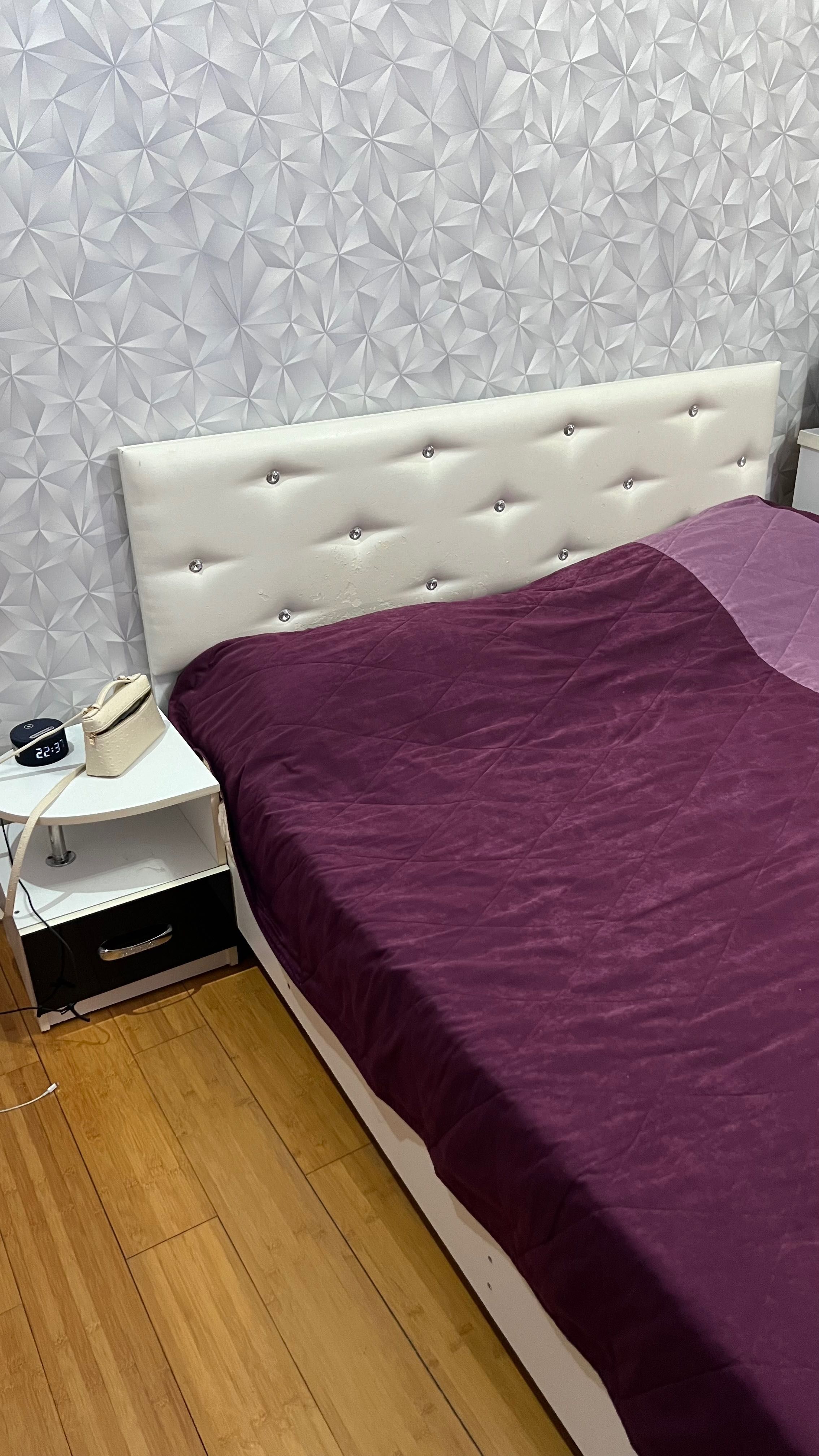 продается мебель в спальню