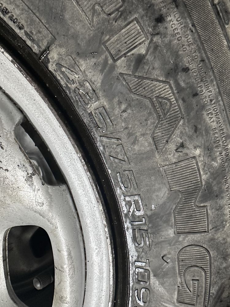 6х139.7 R15 / 235/75R15 toyota hilux (3шт)
