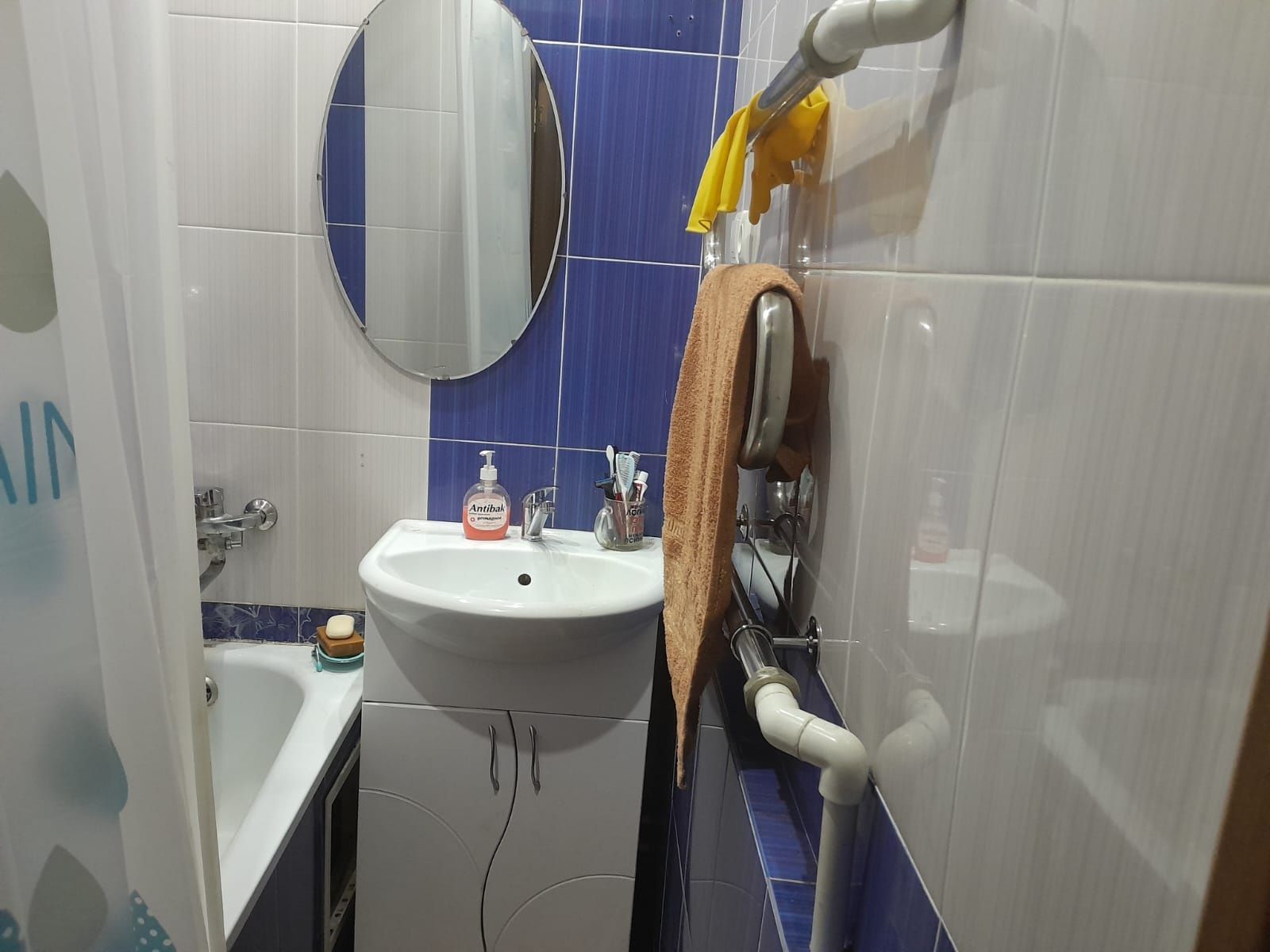 Продам 4 комнатную квартиру г.Лисаковск