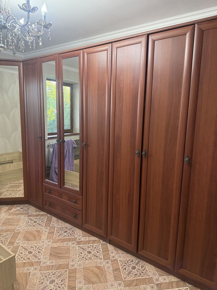 Шкаф для спальной