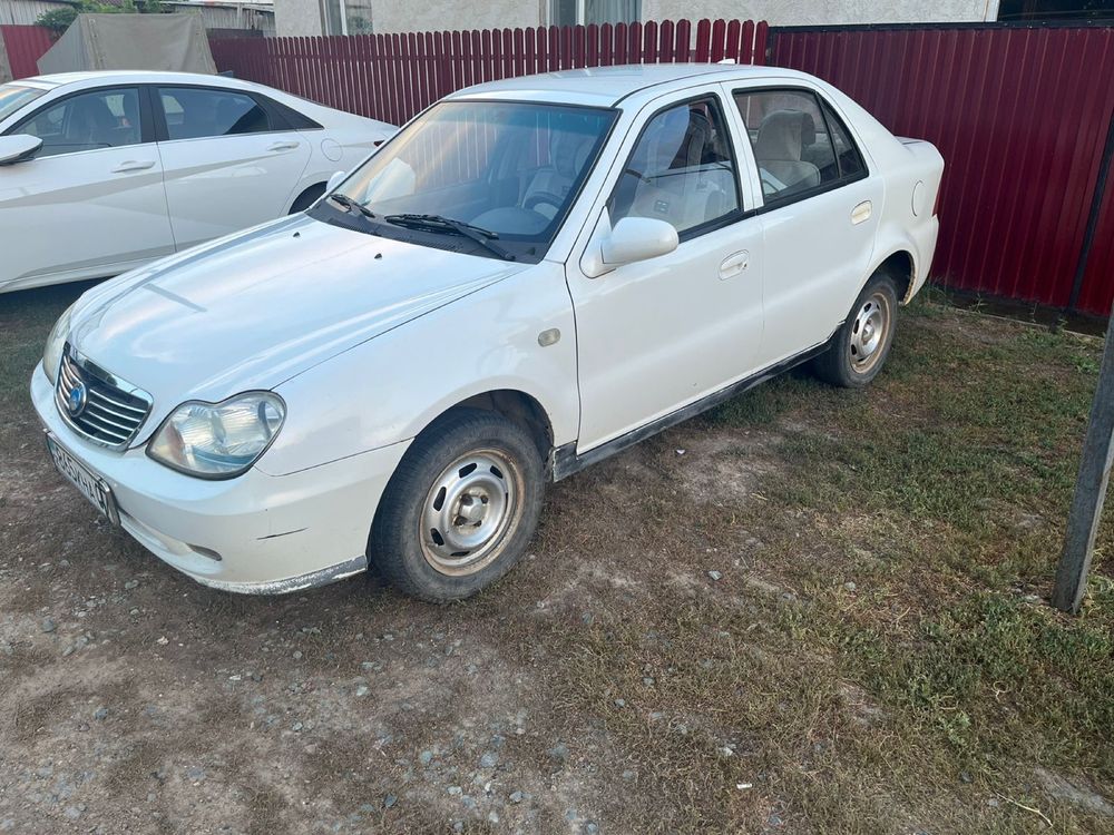 Продам машину Geely