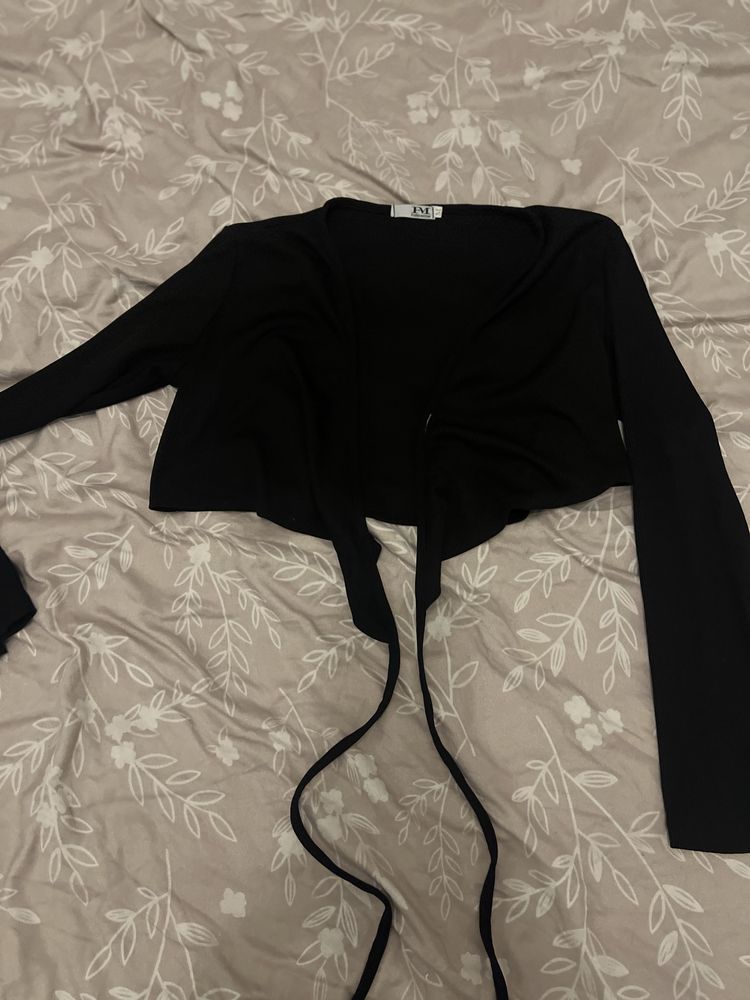 Женские вещи s,m,L костюмы, двойки