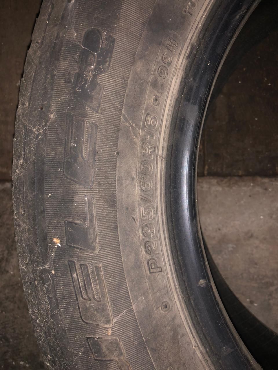 Продам резину 1 шт Bridgestone