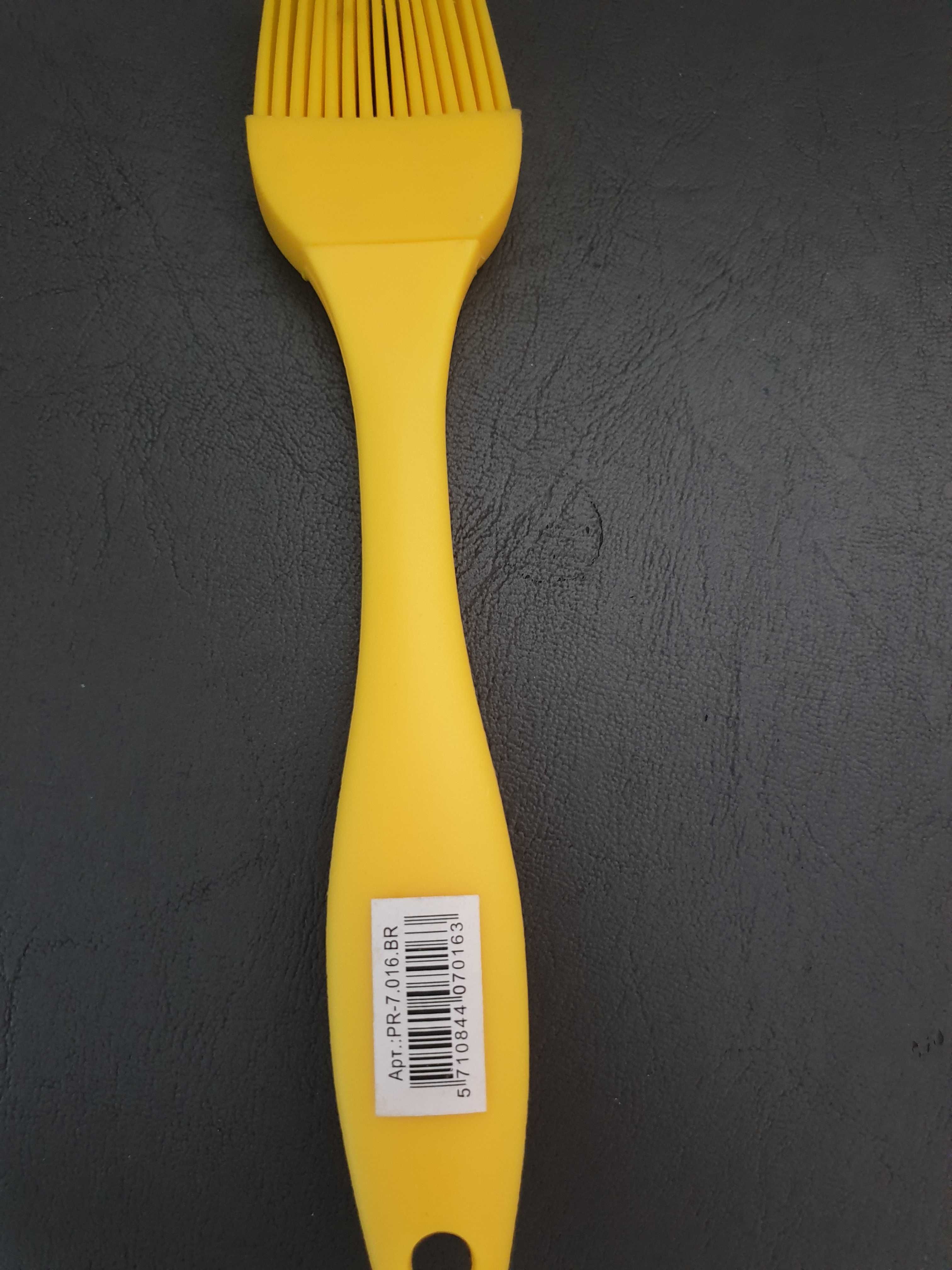 Продам набор кухонный Fissman