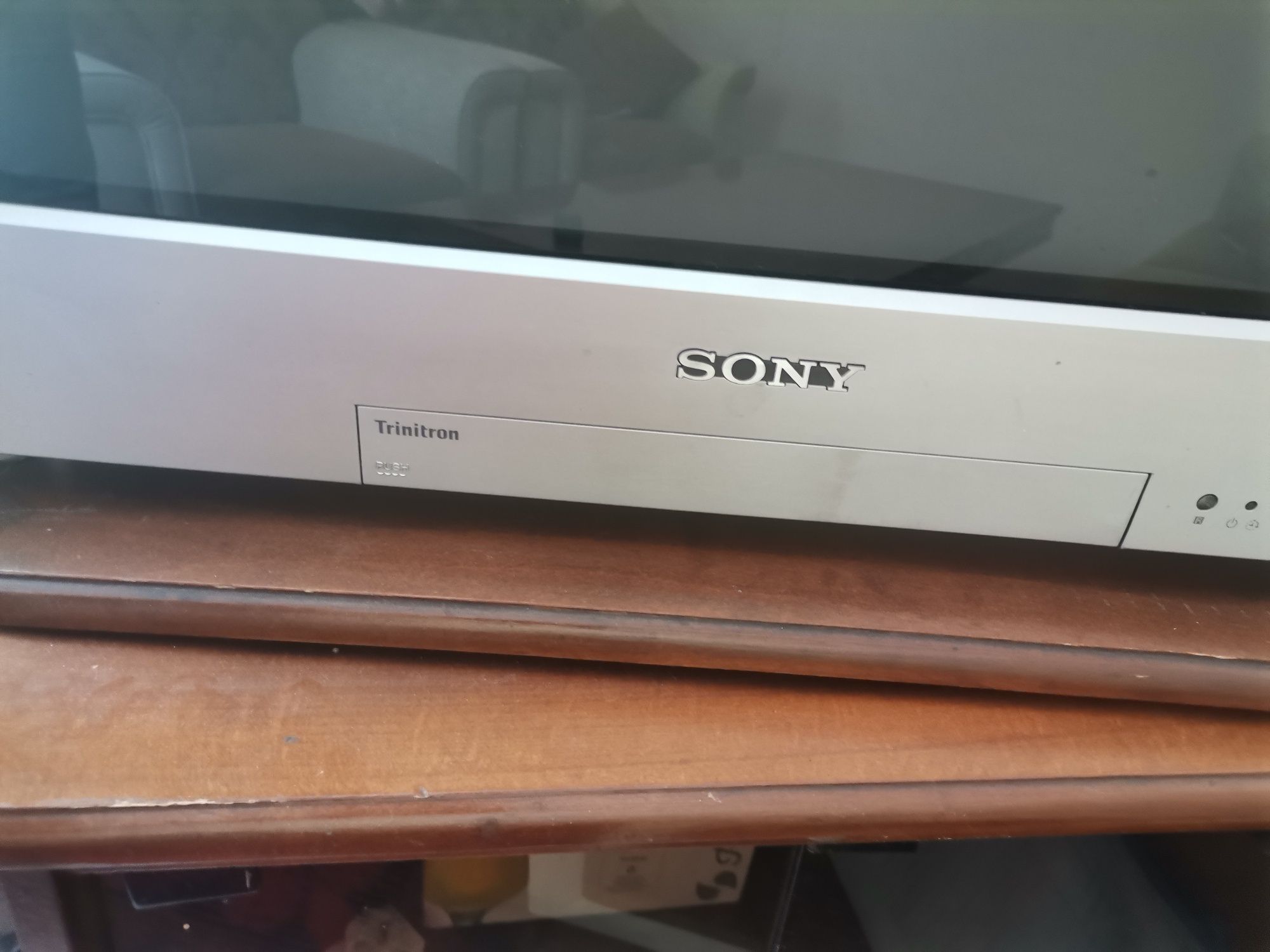 Продам телевизор Sony Trinitron
