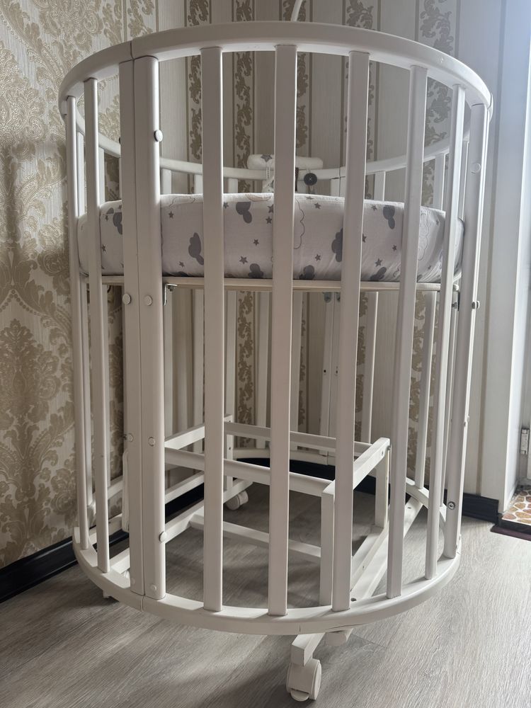 Продам детскую кроватку