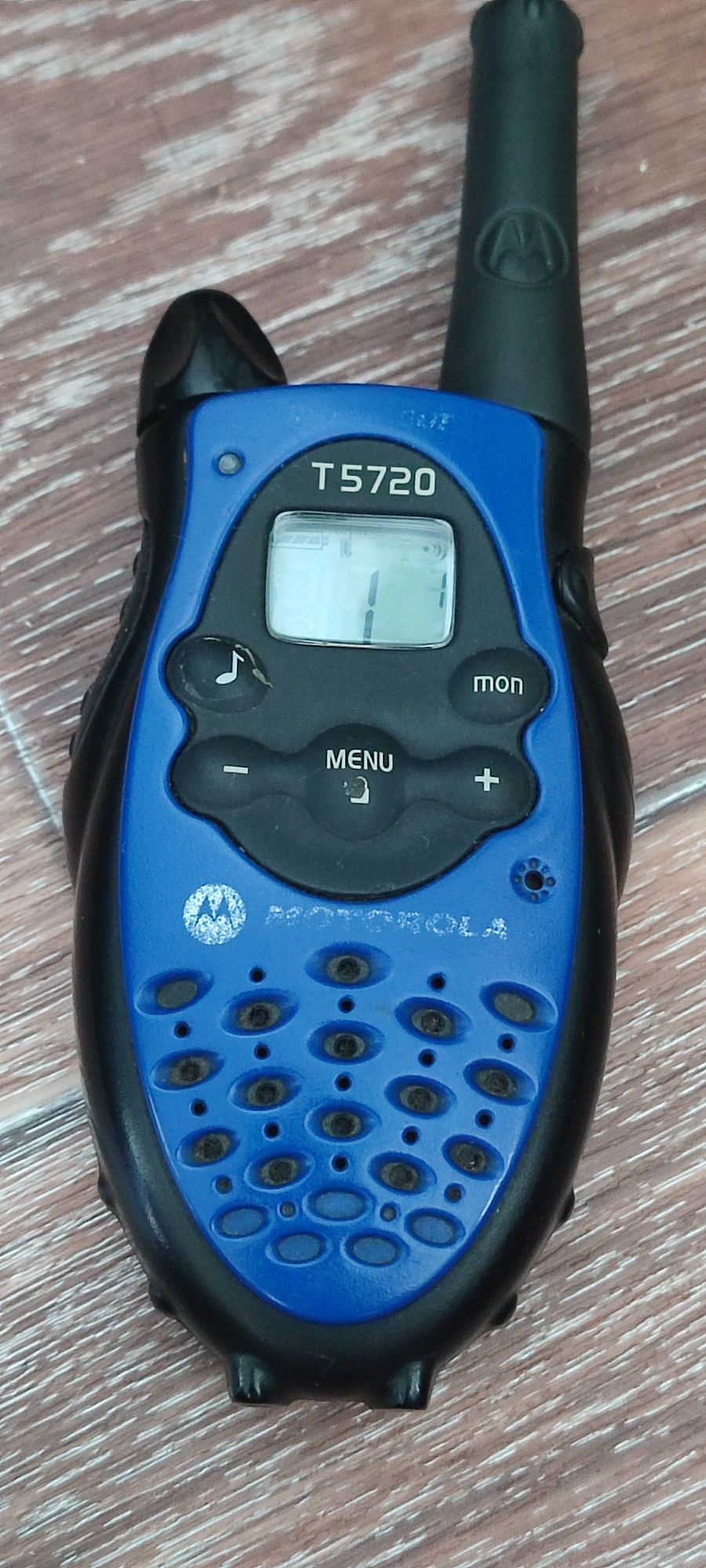 Радиостанции KENWOOD, MOTOROLA,KIRISUN (не Китай) зарядки для раций