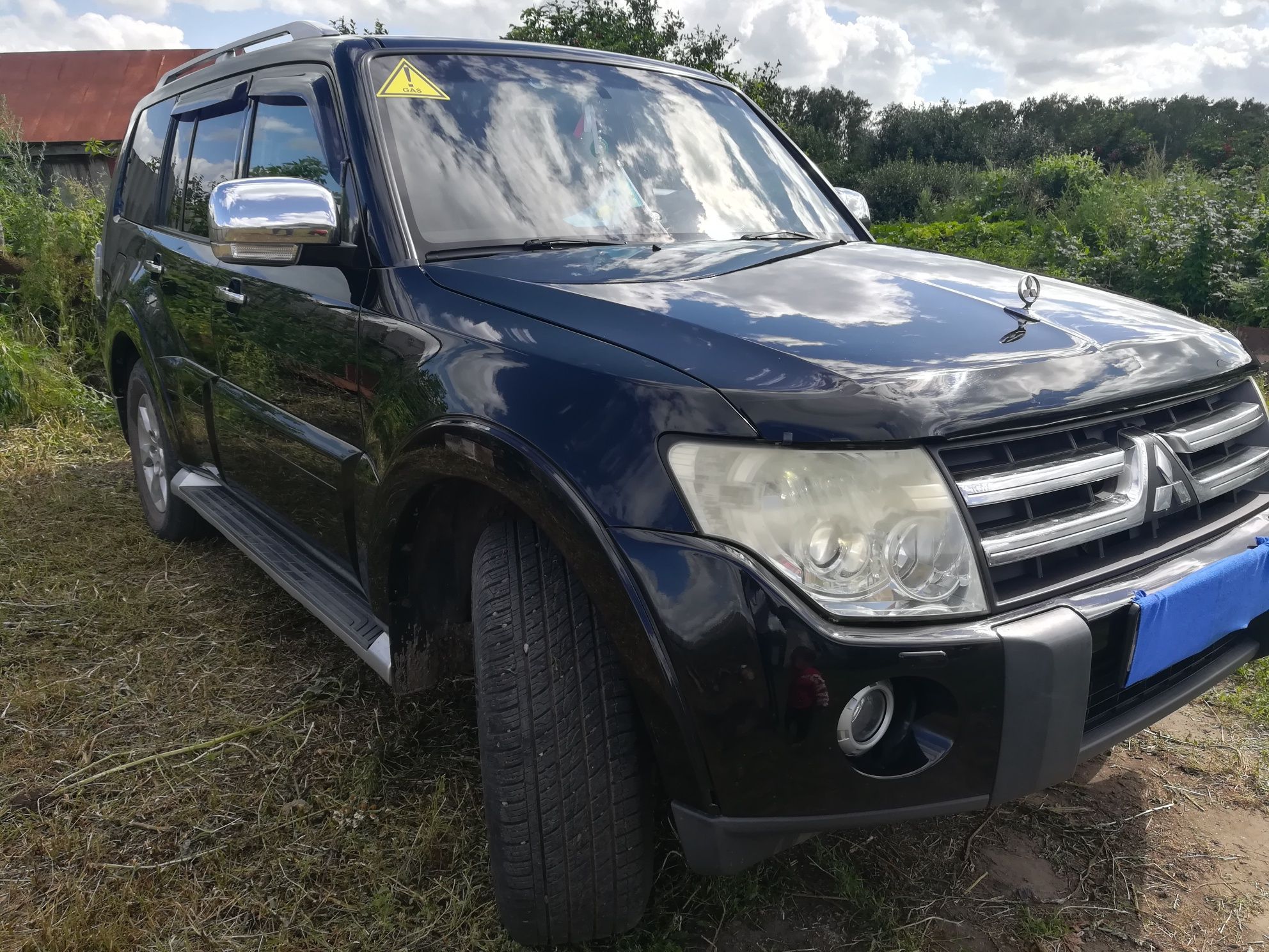 Продам митсубиси Педжеро 4 GLS,  2007 г.в.