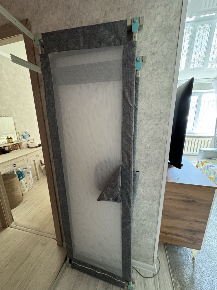 Продается новые бортики для кровати в комплекте 3 барьера