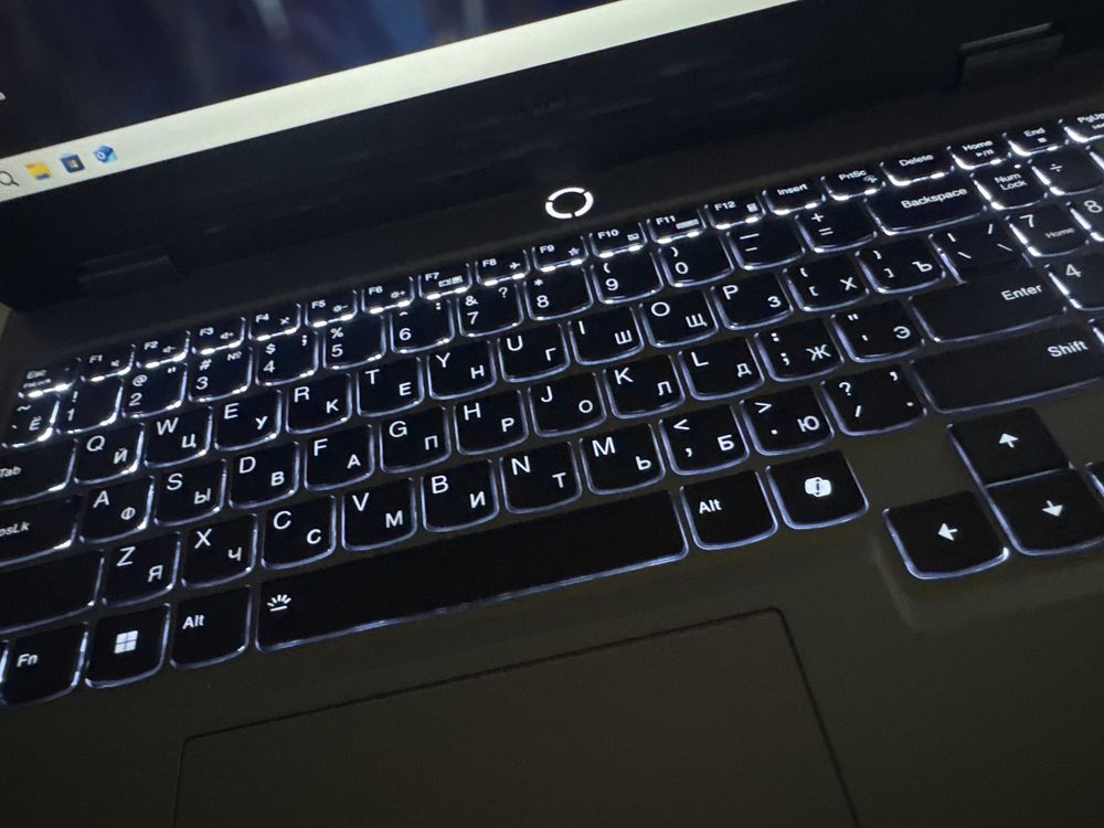 Ноутбук Lenovo legion