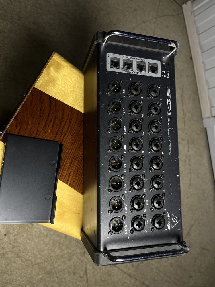 Продам Behringer SD-16