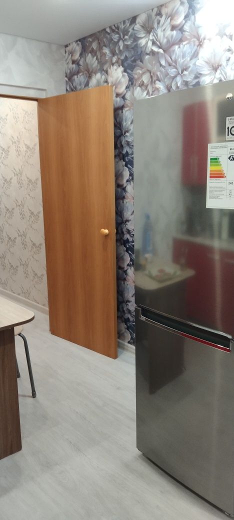 Продам 2-х комнатную квартиру КШТ Есенберлина 8