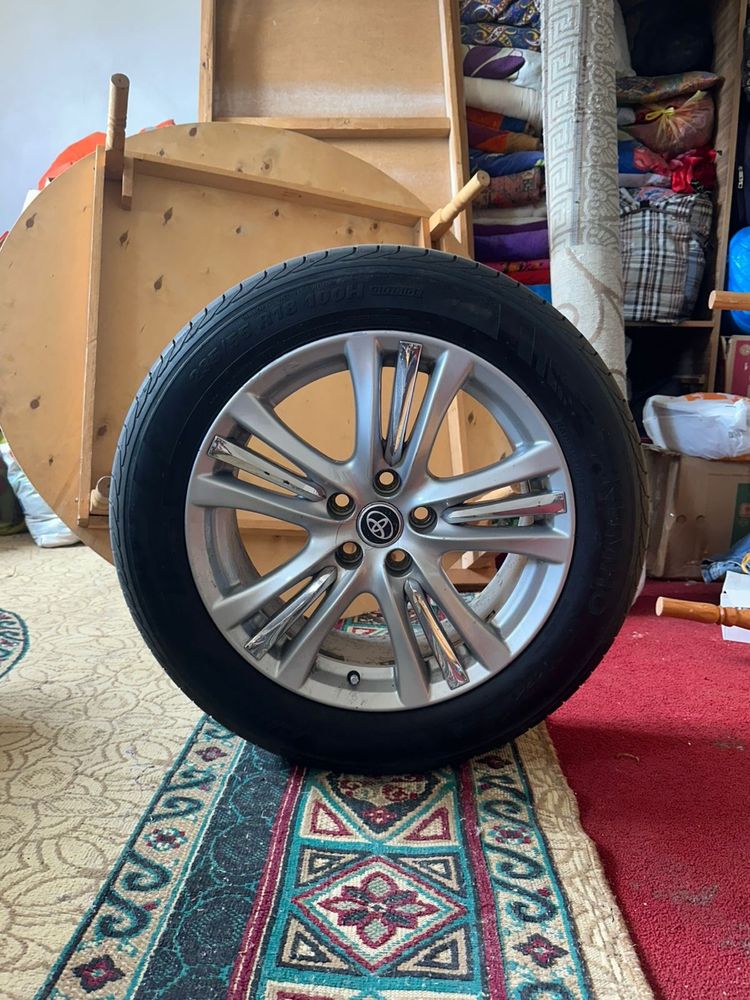Шина R18 235,55 комплекта все 4 штук