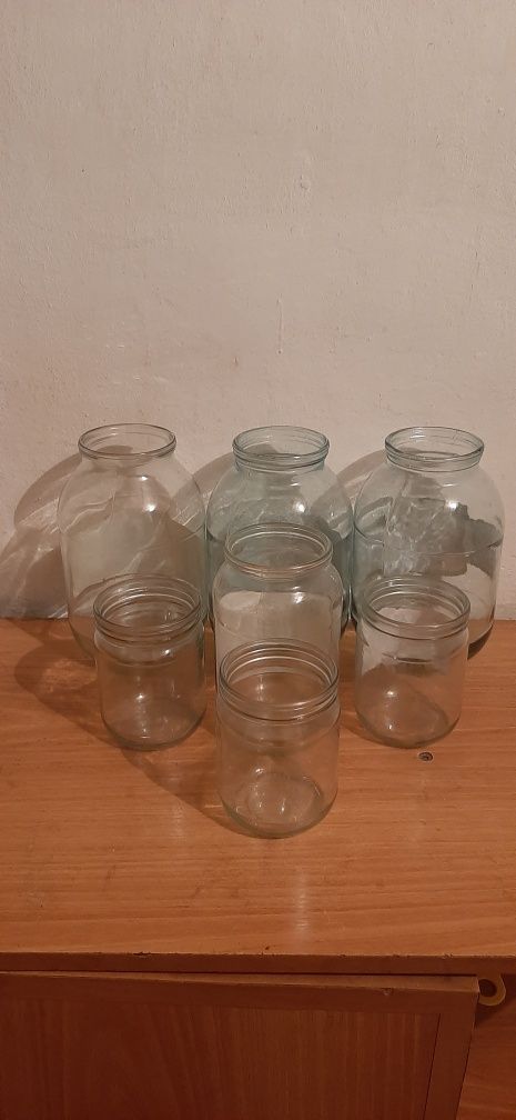 Продам стеклянные банки.