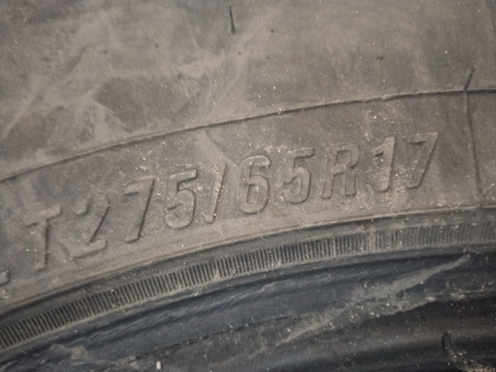 Продам шины 275×65 R17