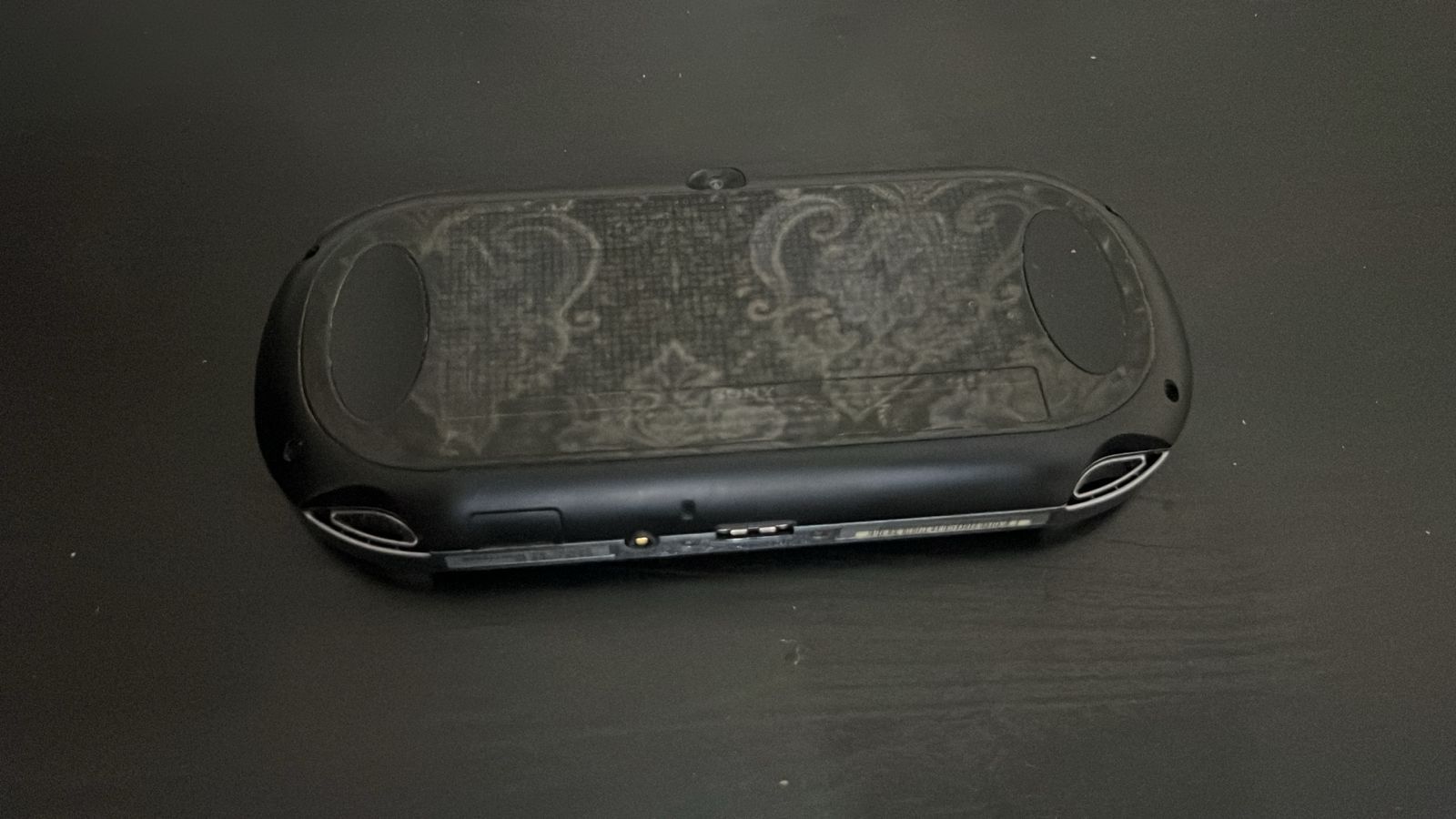 Продаю ps vita в хорошем состоянии