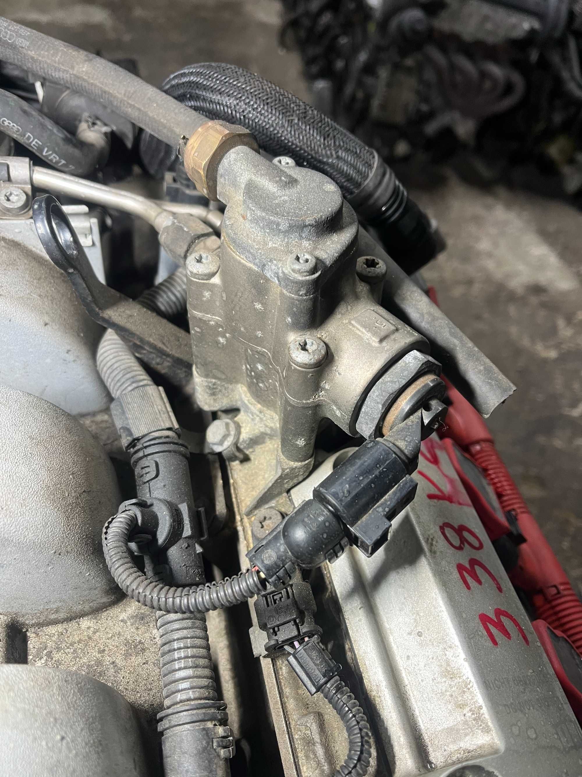Двигатель Audi A8 BVJ 4.2 FSI