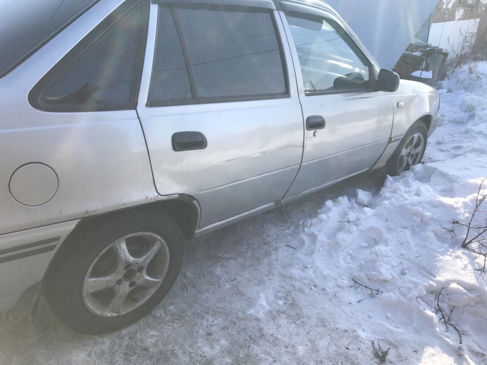 Продам дэу нексия по запчастям
