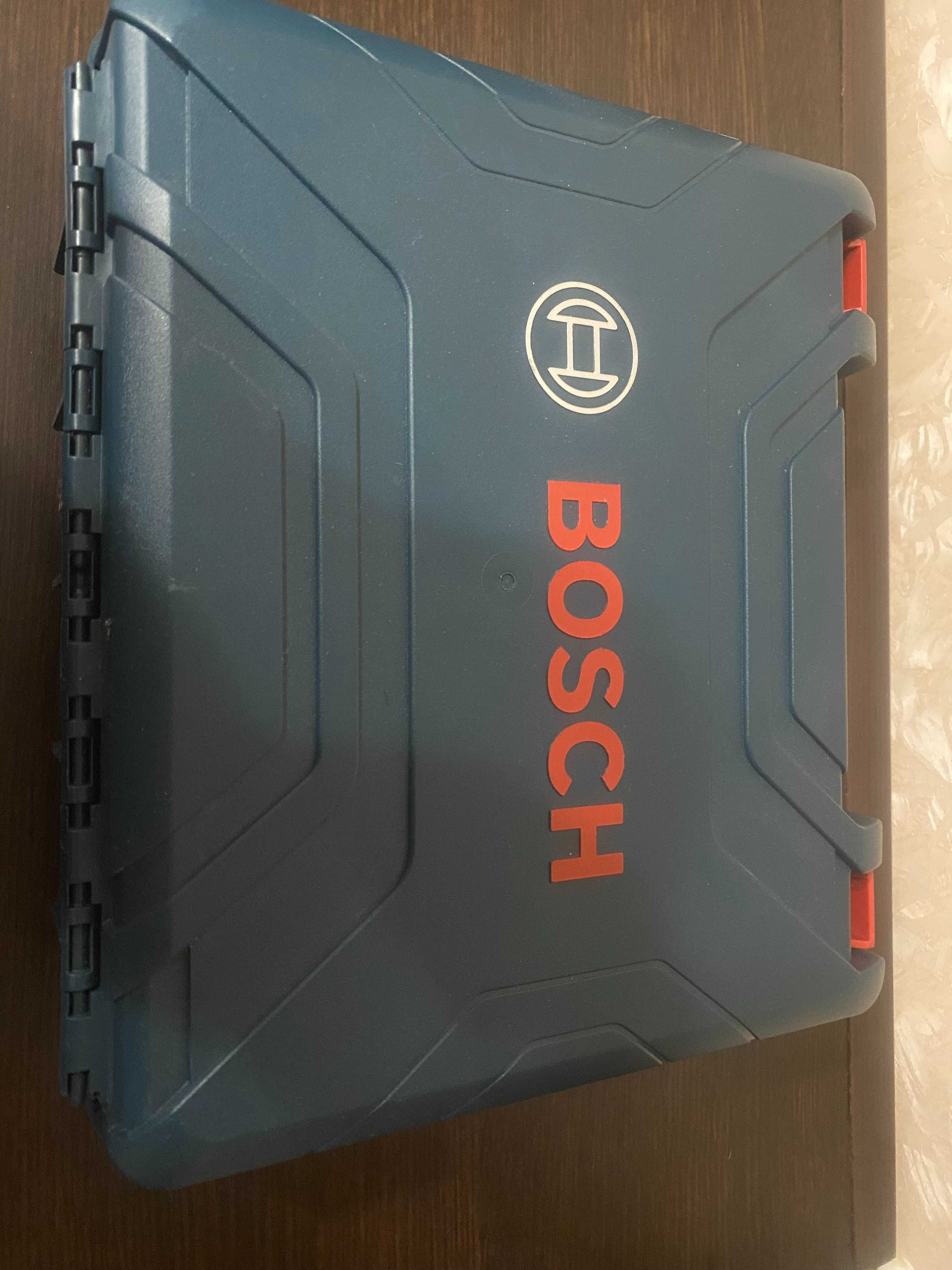 Ударную дрель Bosch GSB Professional 120-LI.
