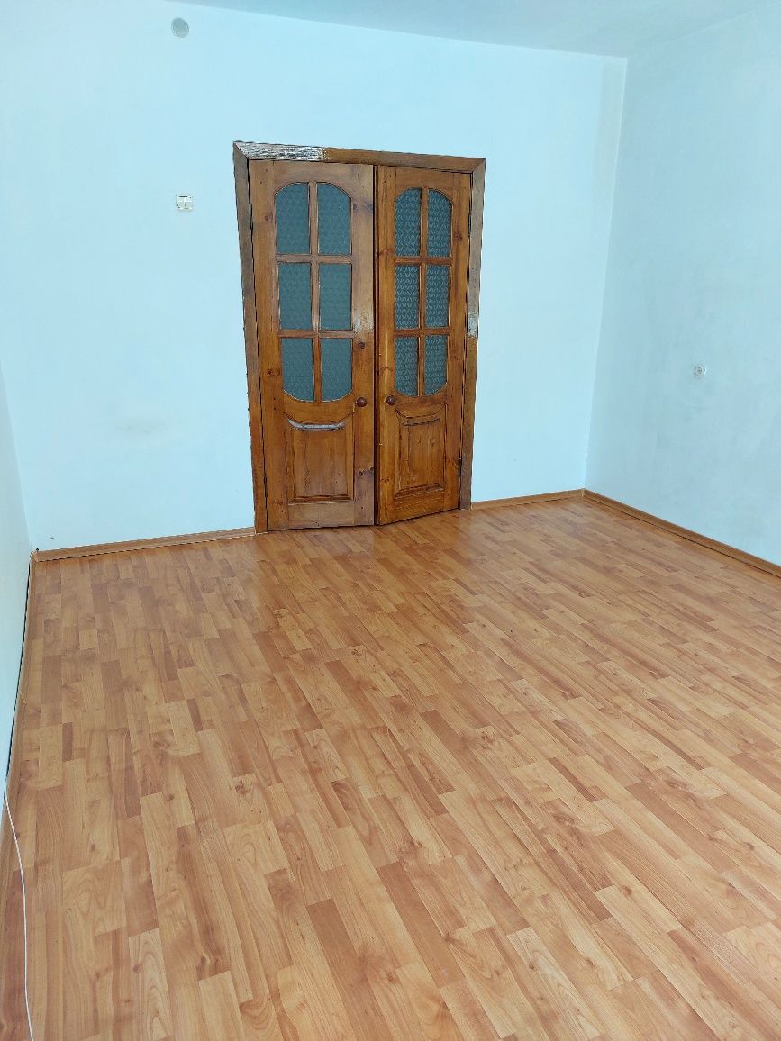 Продам 2 - х комнатную квартиру г.Риддер, в 4 микр