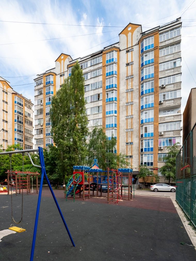 Двухкомнатная квартира в аренду Мамыр 2