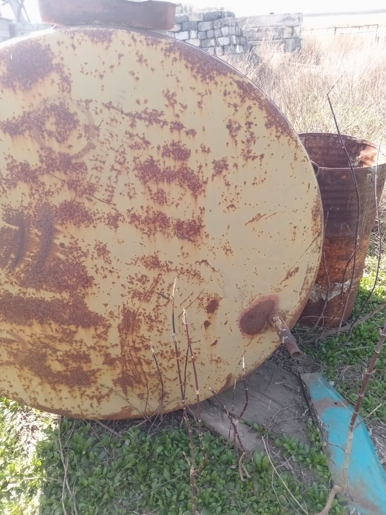 Продам ёмкасти под гсм и питьевая