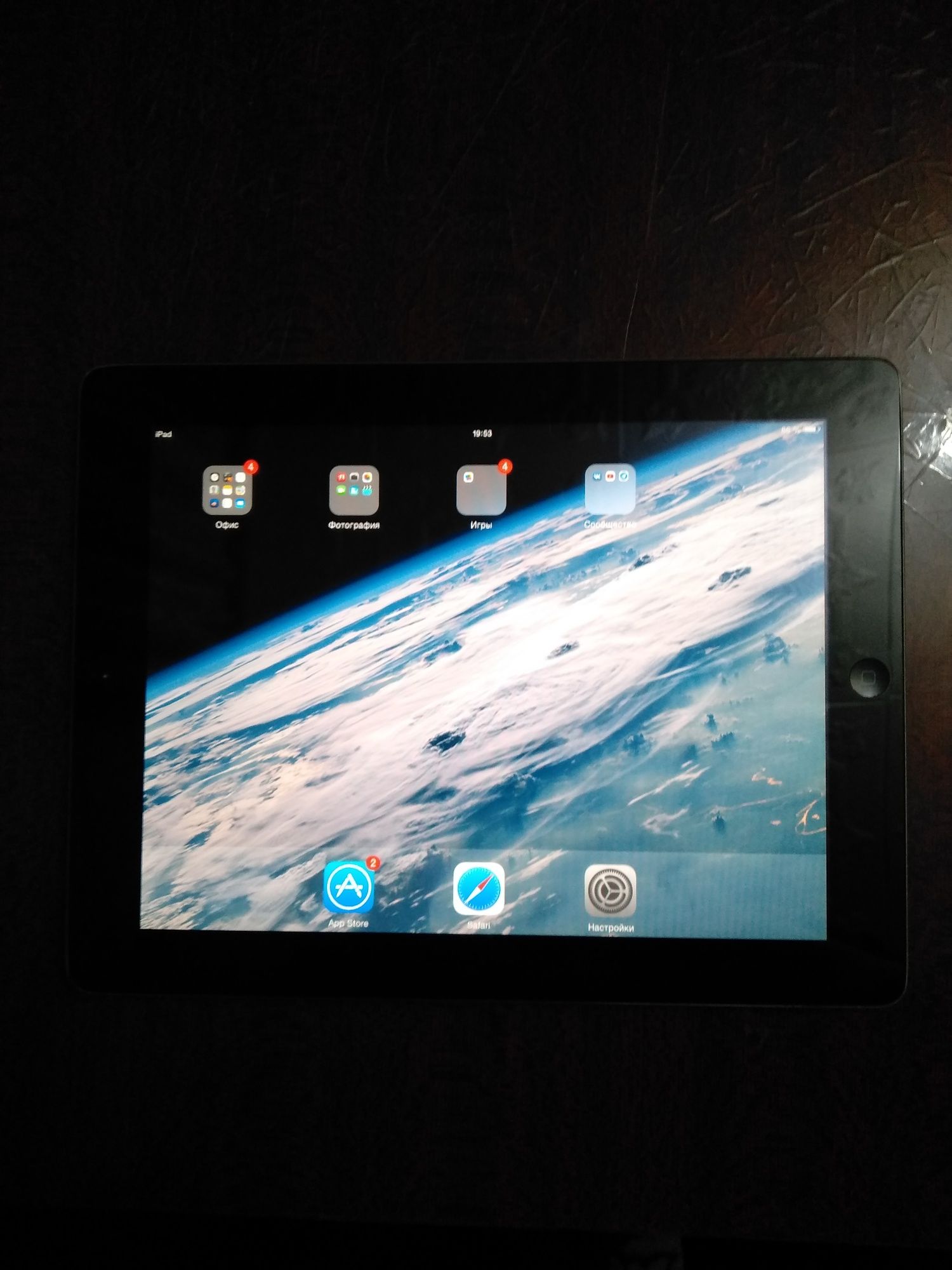 Продам ipad 16gb