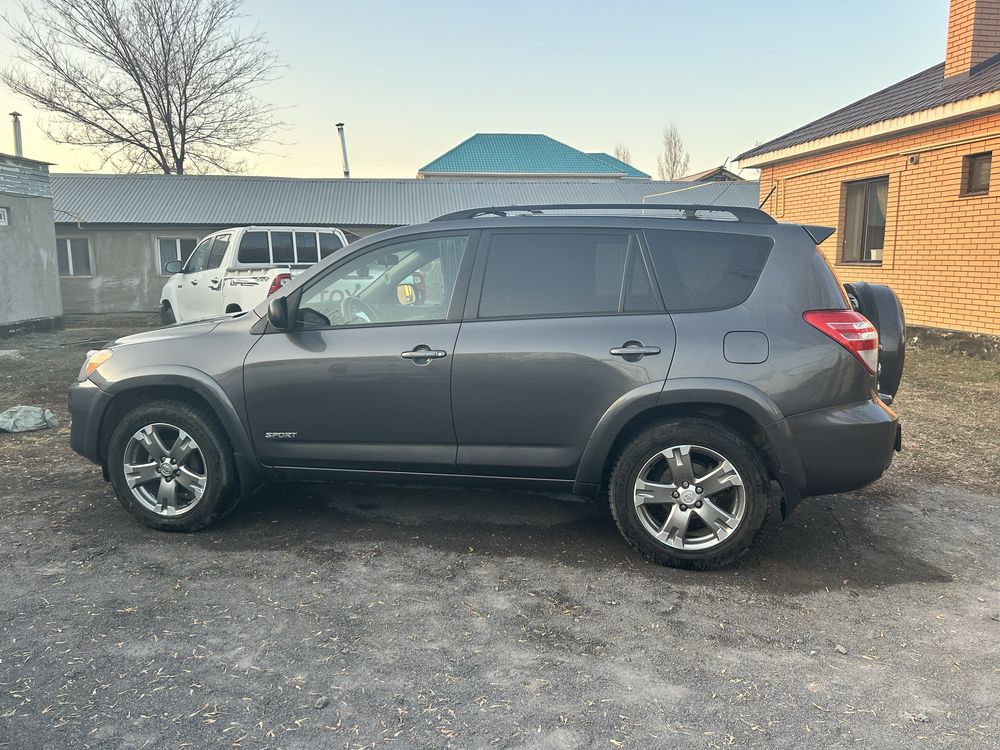 Toyota Rav 4 2011