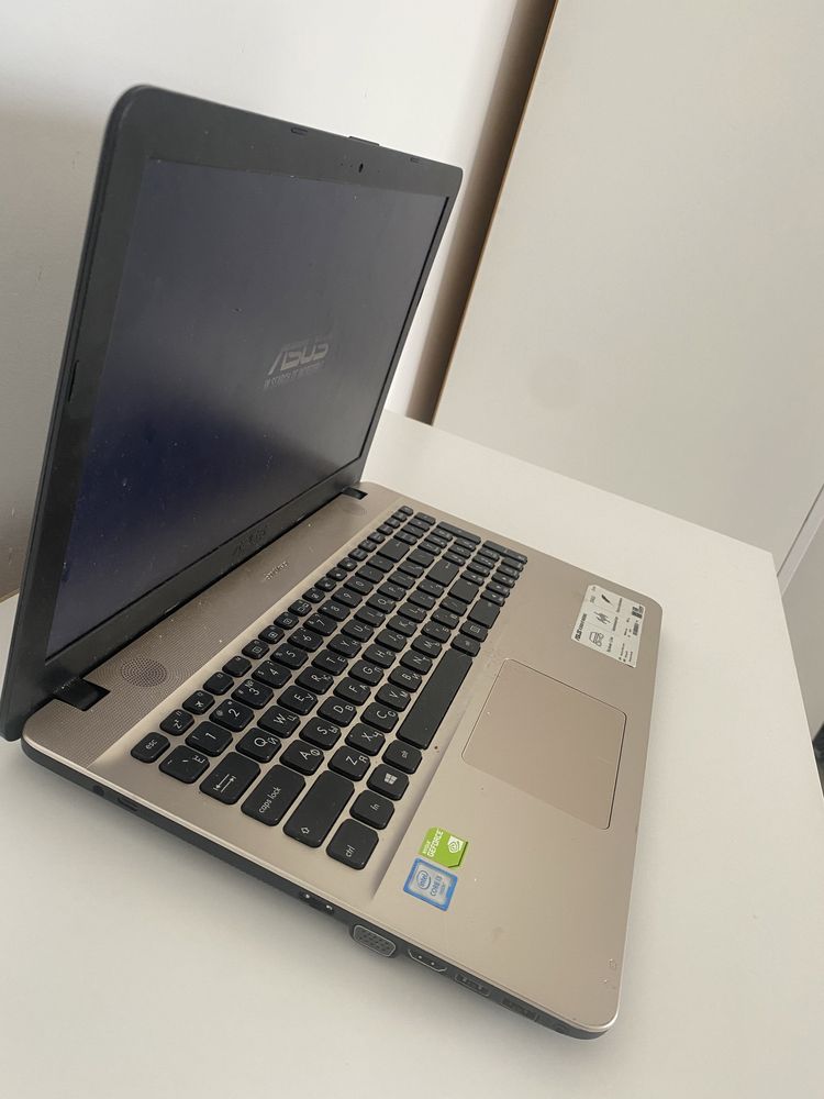 Asus X541 U , состояниесі жаксы, зарядка, мышка, сумкасы бар