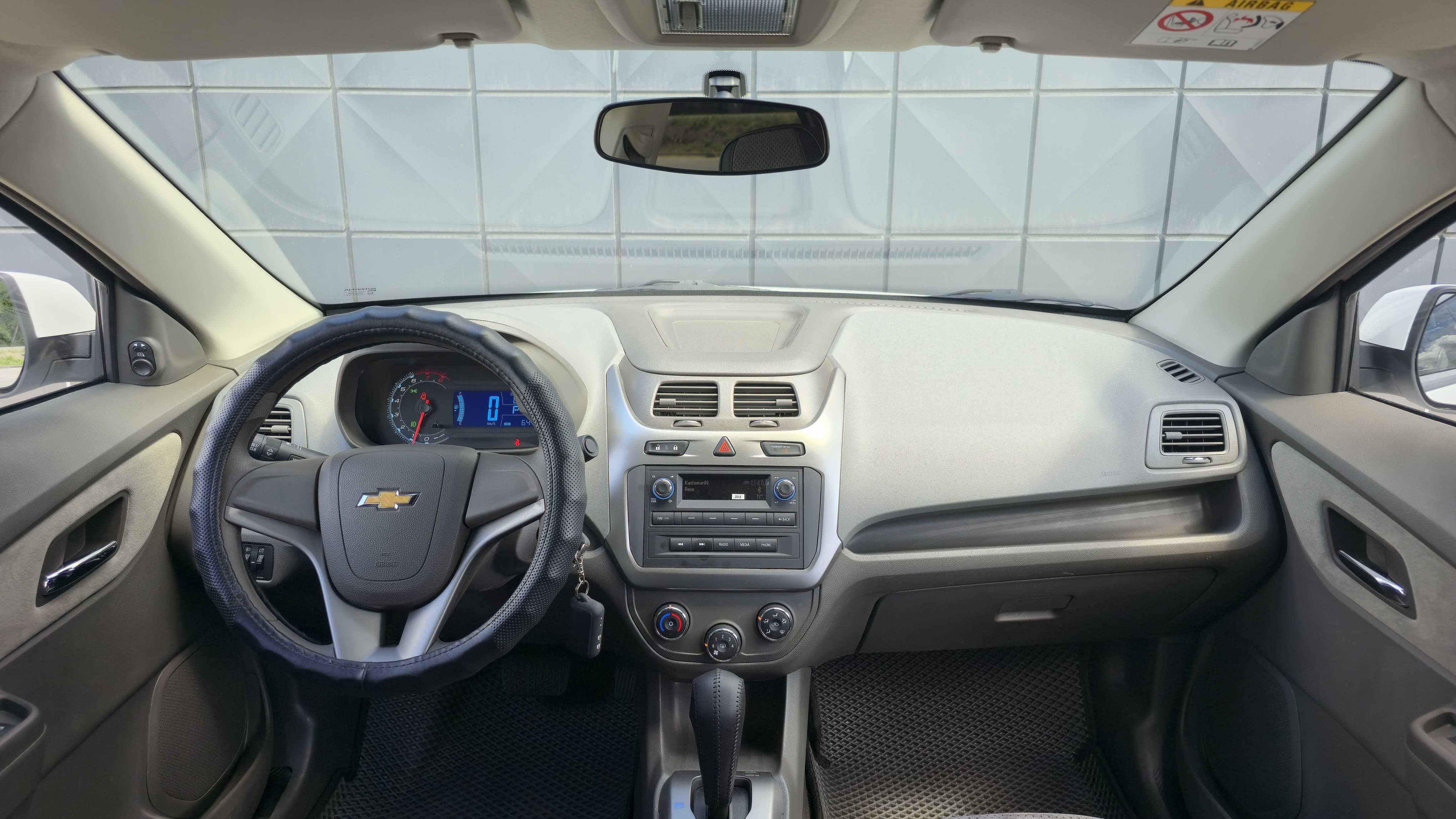 Chevrolet Cobalt БЕЗ ВОДИТЕЛЯ. Прокат авто. Аренда авто. Аренда машин.