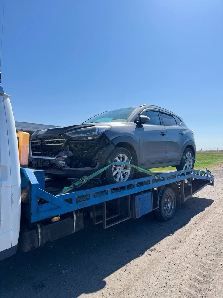 Услуги эвакуатора. Бережная перевозка автомобиля в любых направлениях