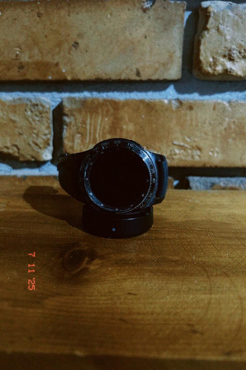 Часы Samsung galaxy gear s3