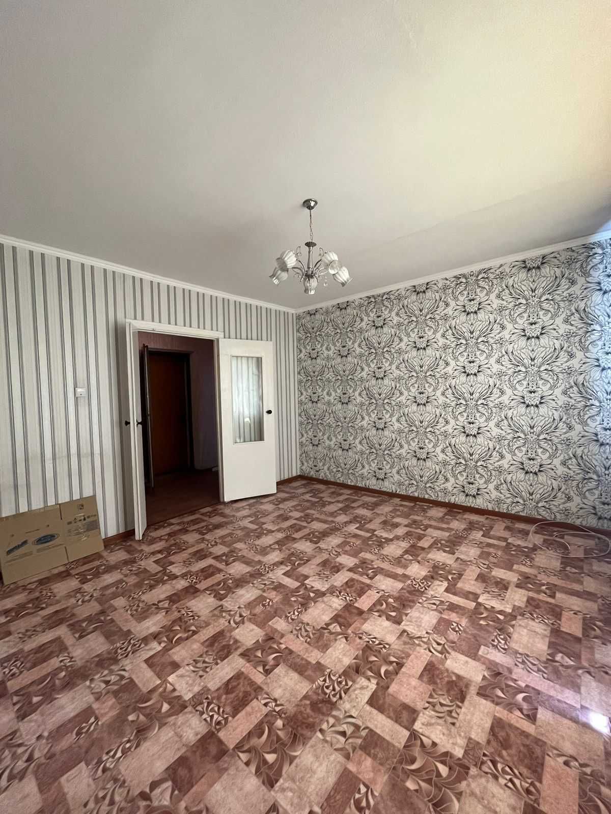 Продается 3-х комнатная квартира в центре с Карабулак