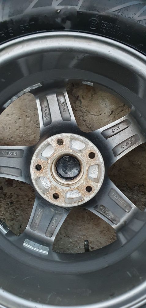 Зимние шины с дисками R15/195/60