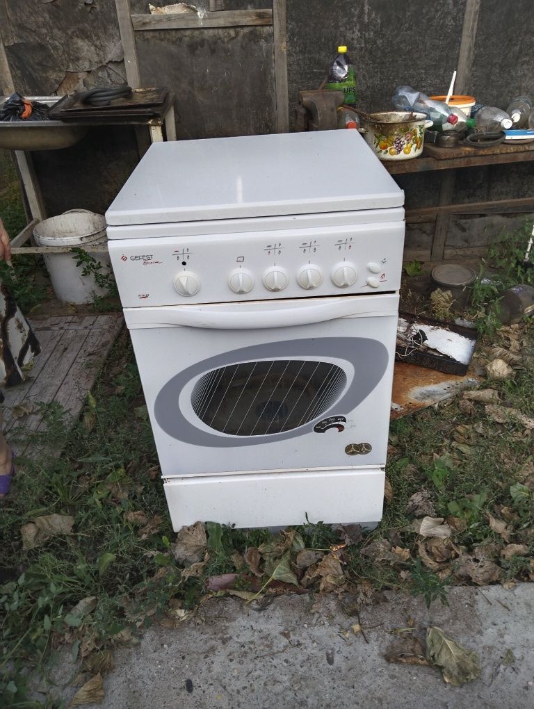 Продам плиту газовую
