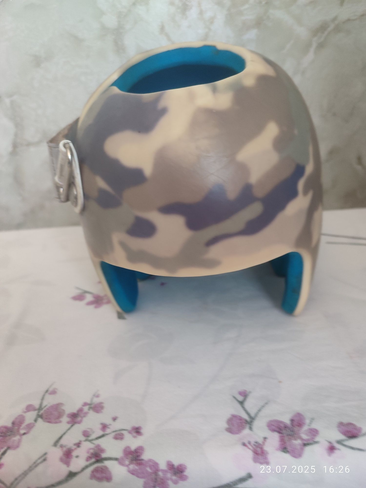 Продам ортопедический члем.(Каска)