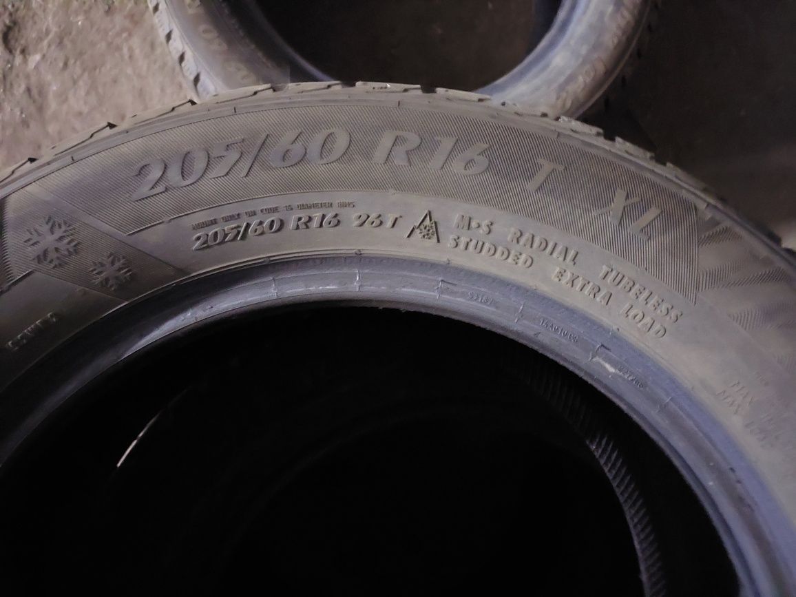 Продам шины 205/60/R16