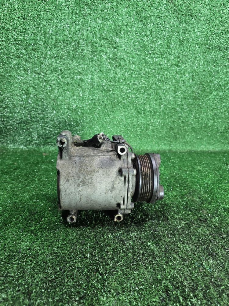 Компрессор кондиционера  Диамант 3.5 6G74 Mitsubishi Diamante