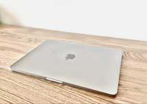 MacВооk Рrо 13 (2018) i5 / 256gb