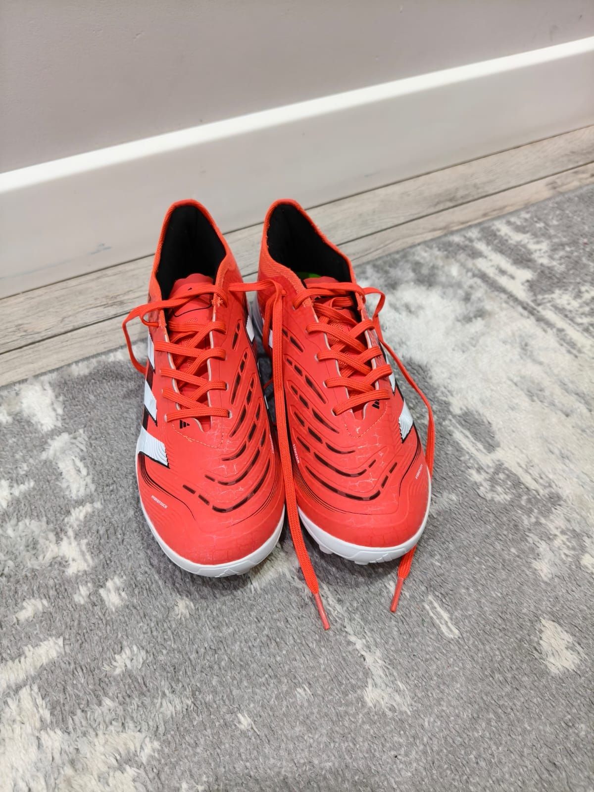 Сороконожки adidas predator