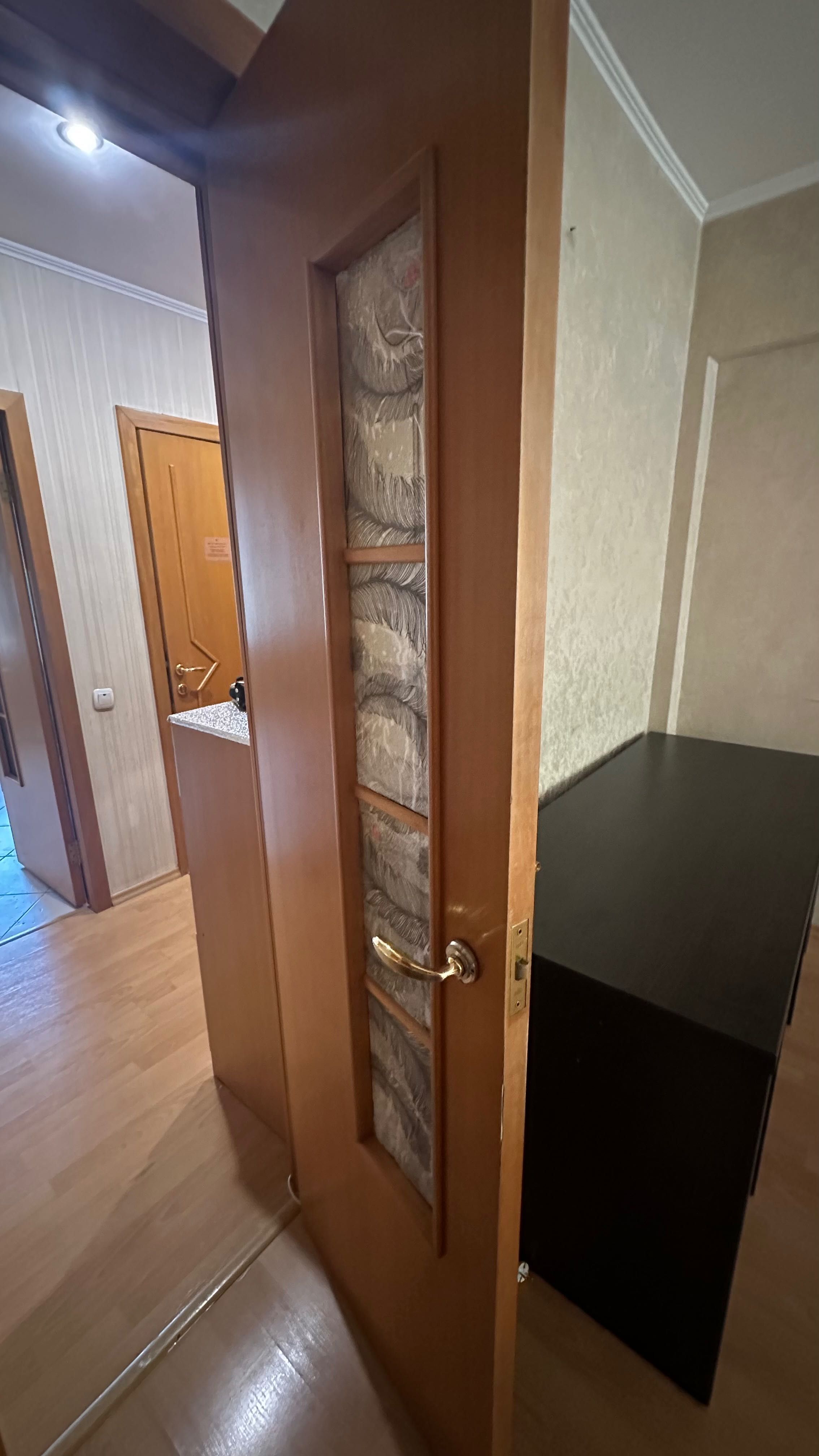 Двери межкомнатные деревянные разных размеров!