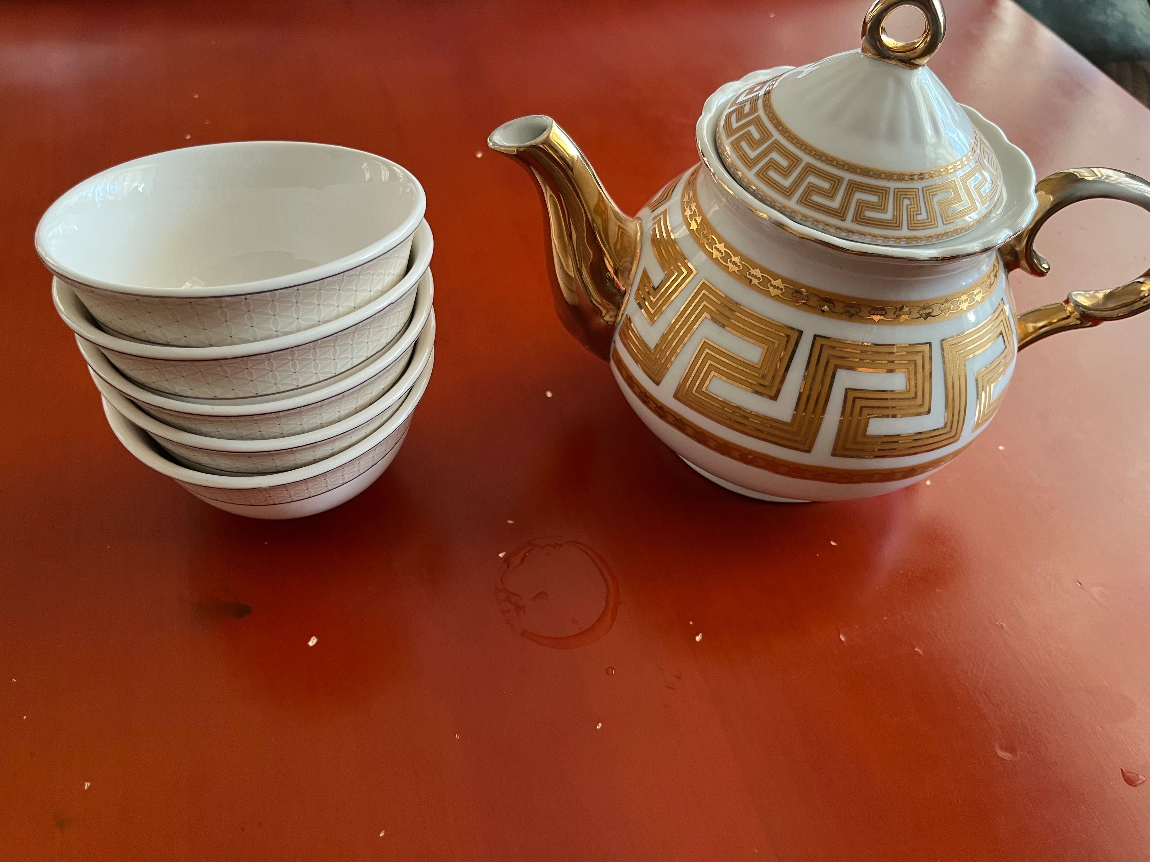 Пиалки (кесе) с чайником