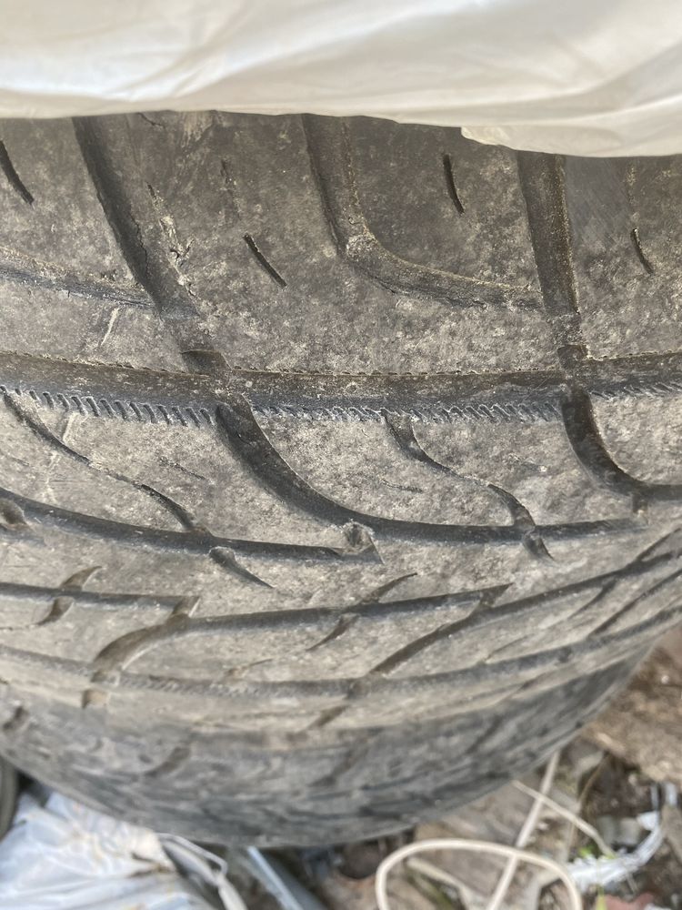 Шина лето 275/45 R20