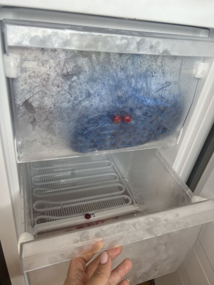 Морозильник хайсенс 60л
