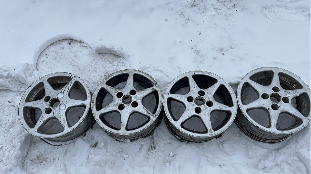Диски 4 на 100 R14 Honda civic corolla e90 e100 nissan sunny march