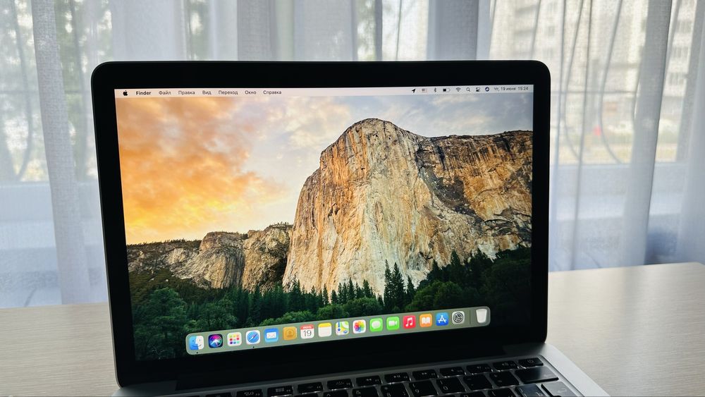 Ноутбук MacBook Pro 13.3" Core i5