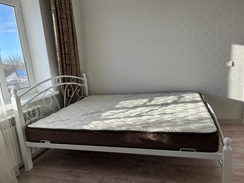 Кровать, двухспальный кровать