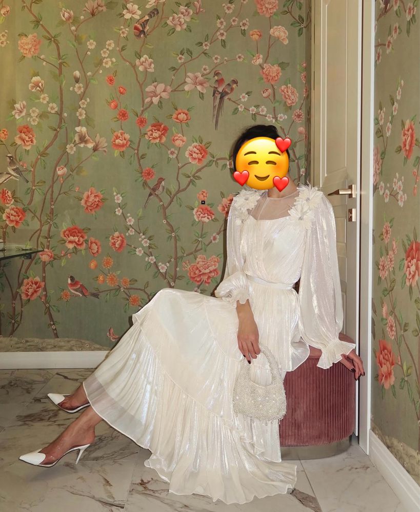 Платье в цвете айвори